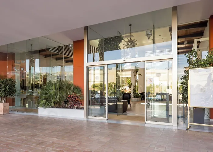 Ilunion Miramar Aparthotel