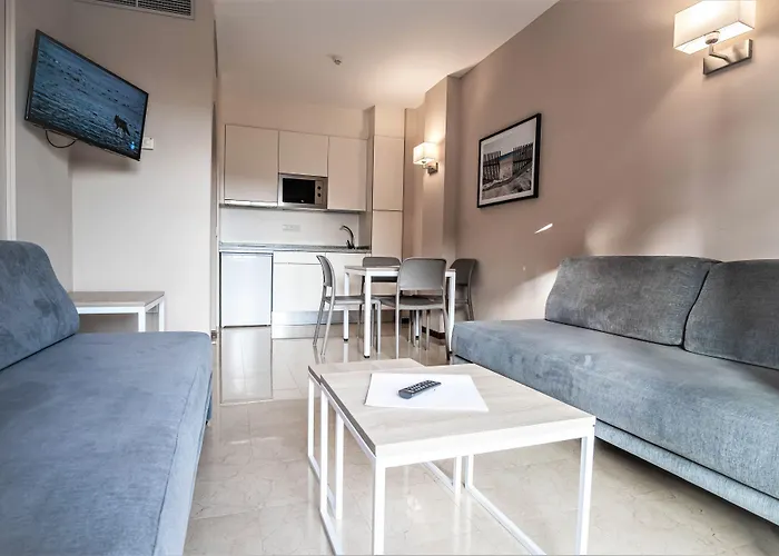 Ilunion Miramar Aparthotel 3*