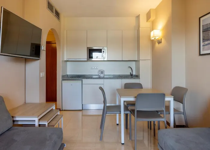 Ilunion Miramar Aparthotel Fuengirola