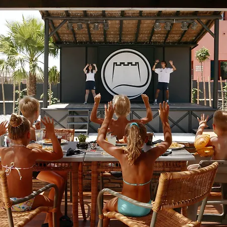 Ilunion Miramar アパートホテル