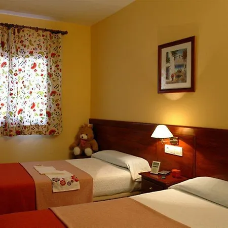 Ilunion Miramar 3* Фуенхірола