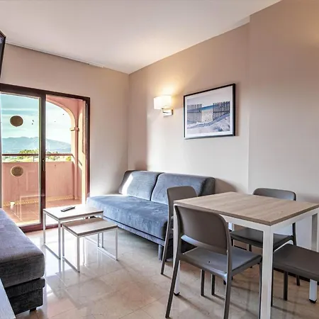 Ilunion Miramar アパートホテル 3*