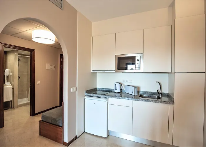 Ilunion Miramar Lejlighedshotel 3*