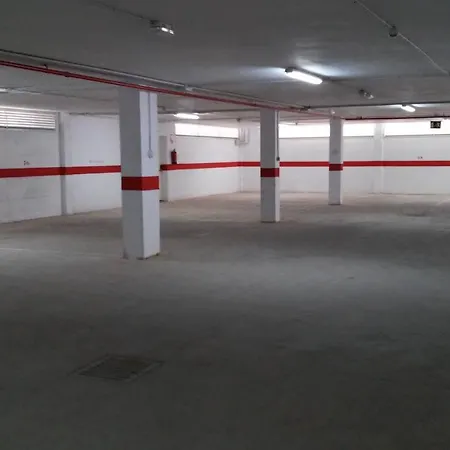 Ilunion Miramar 公寓式酒店 3*