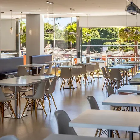 Ilunion Miramar 公寓式酒店 3*